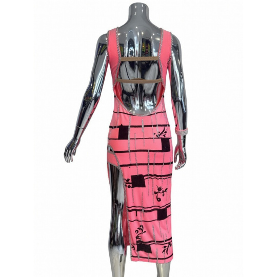 Dámske tanečné šaty s prestrihmi po bokoch