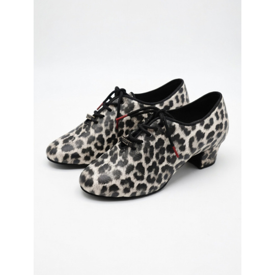 T1-B čierno biely leopard
