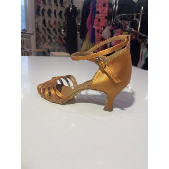 SD 211, dark tan satin
