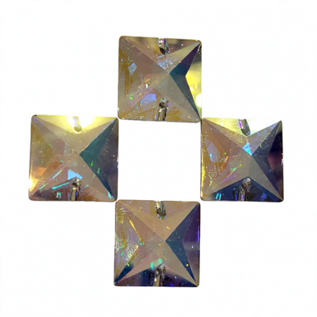 Swarovski našívacie crystal AB štvorec